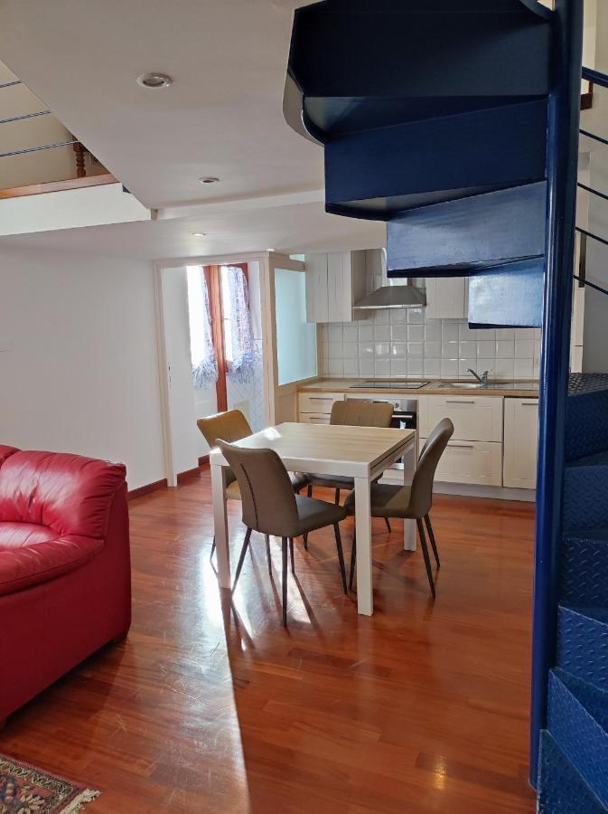 Marina Apartment City Centre Cagliari Eksteriør billede