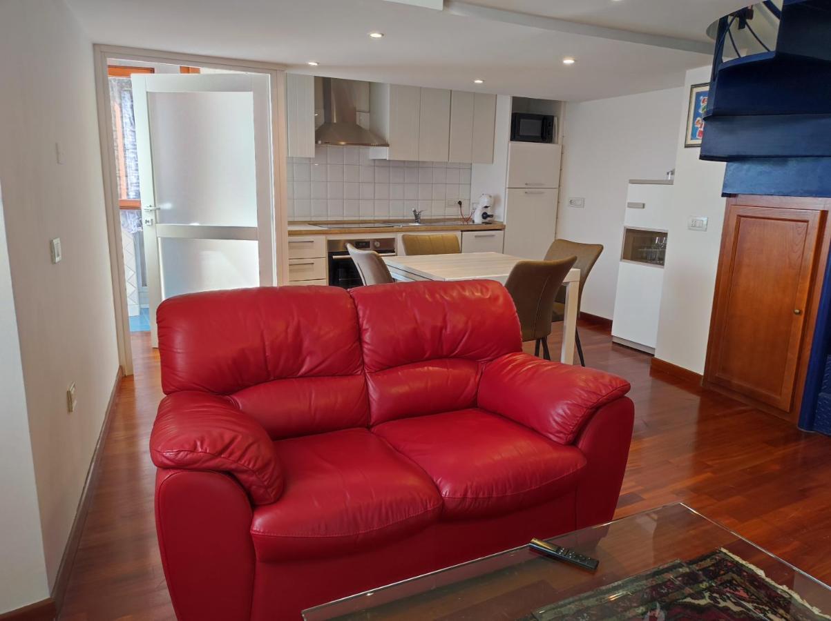 Marina Apartment City Centre Cagliari Eksteriør billede